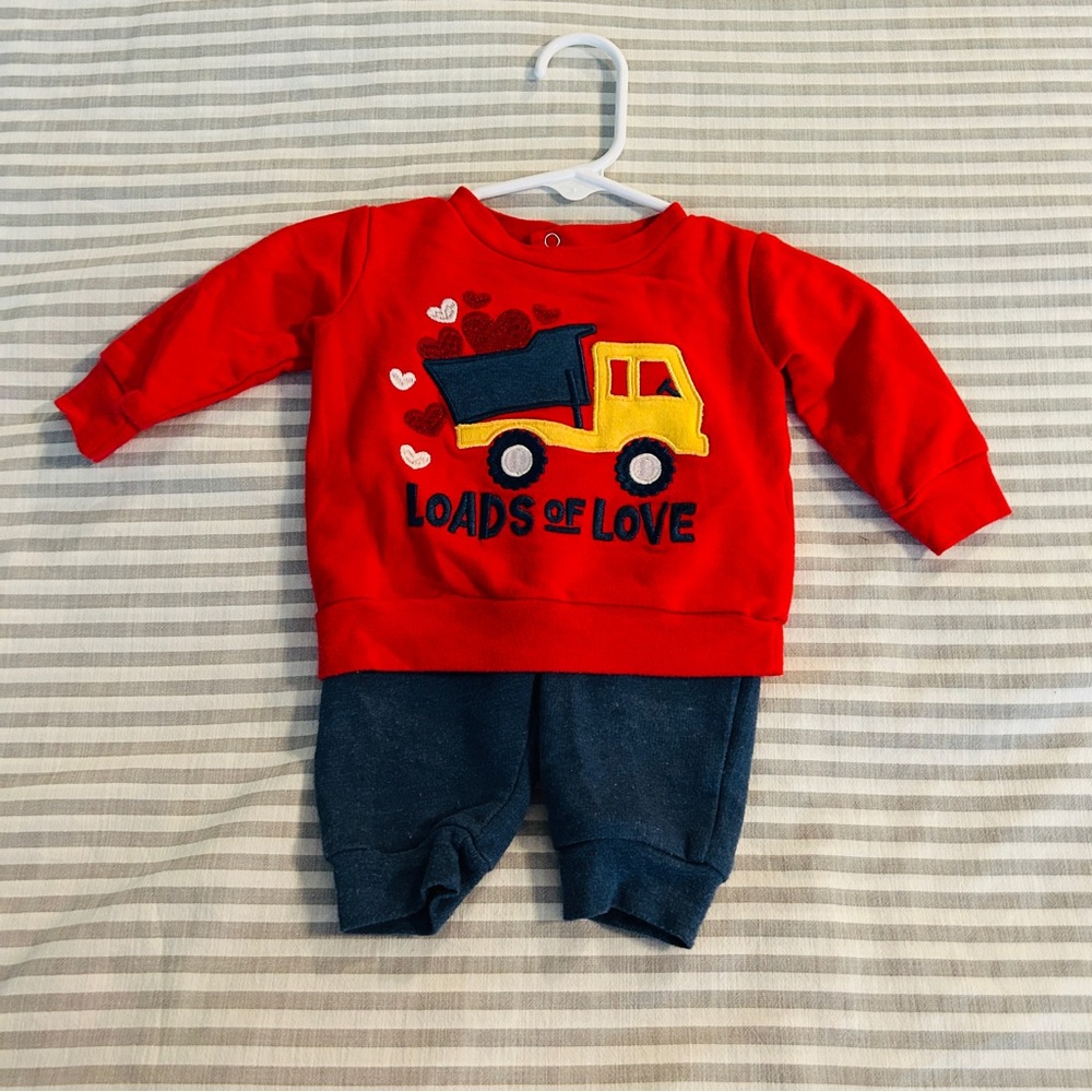 Valentine’s Day Dump Truck Set